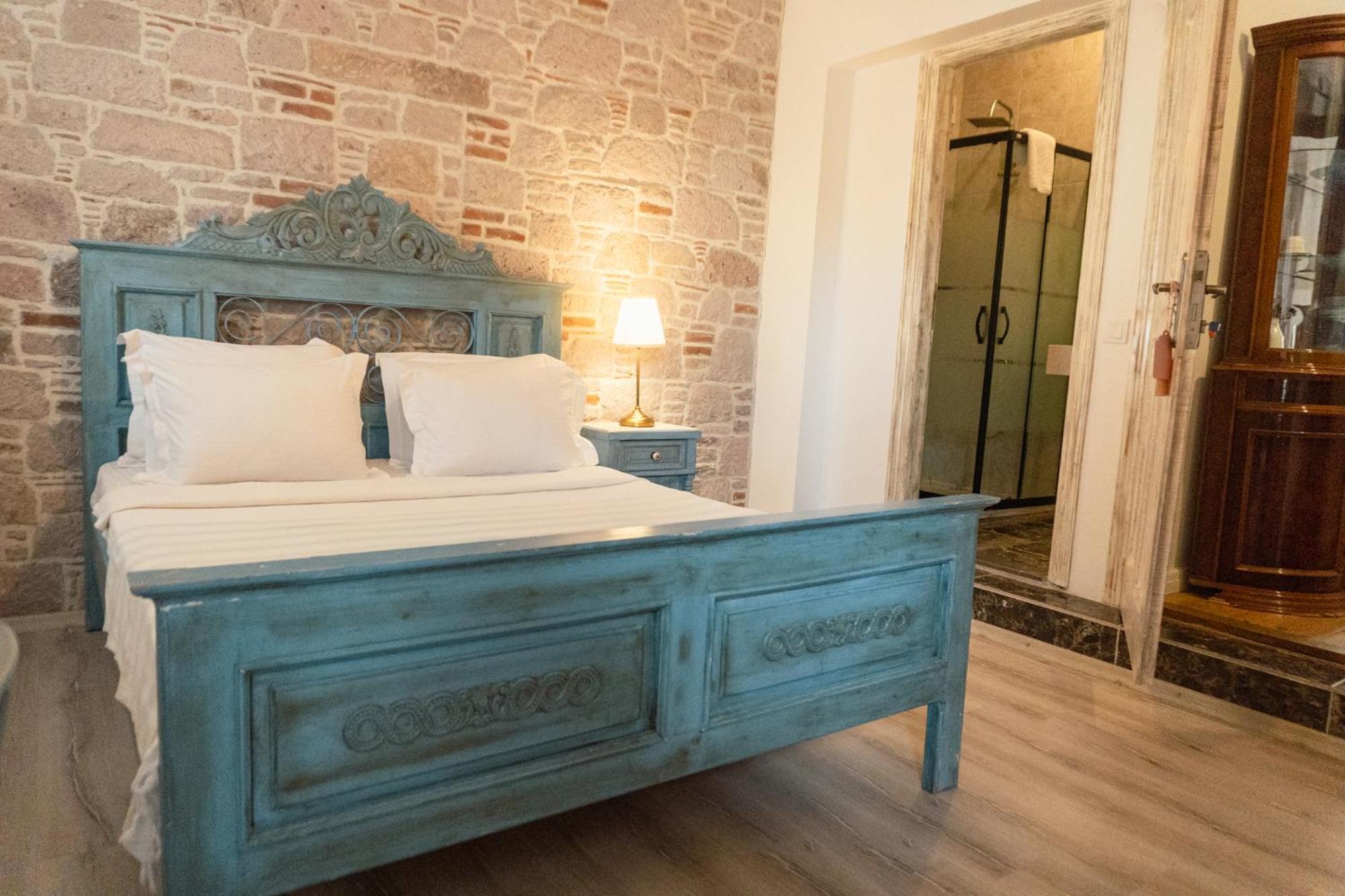 Cunda Mor Limon Otel Ayvalı Esterno foto
