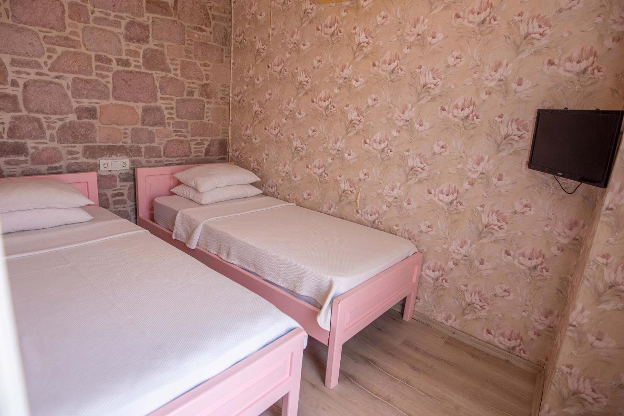 Cunda Mor Limon Otel Ayvalı Esterno foto