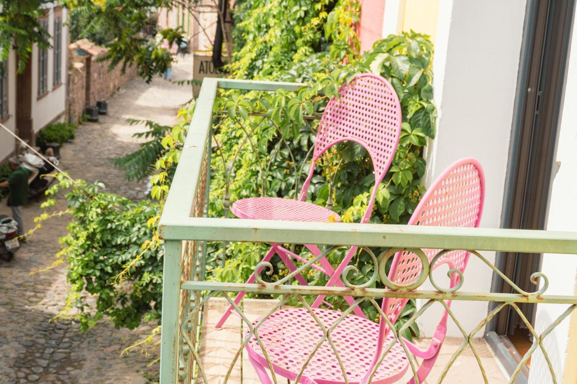 Cunda Mor Limon Otel Ayvalı Esterno foto