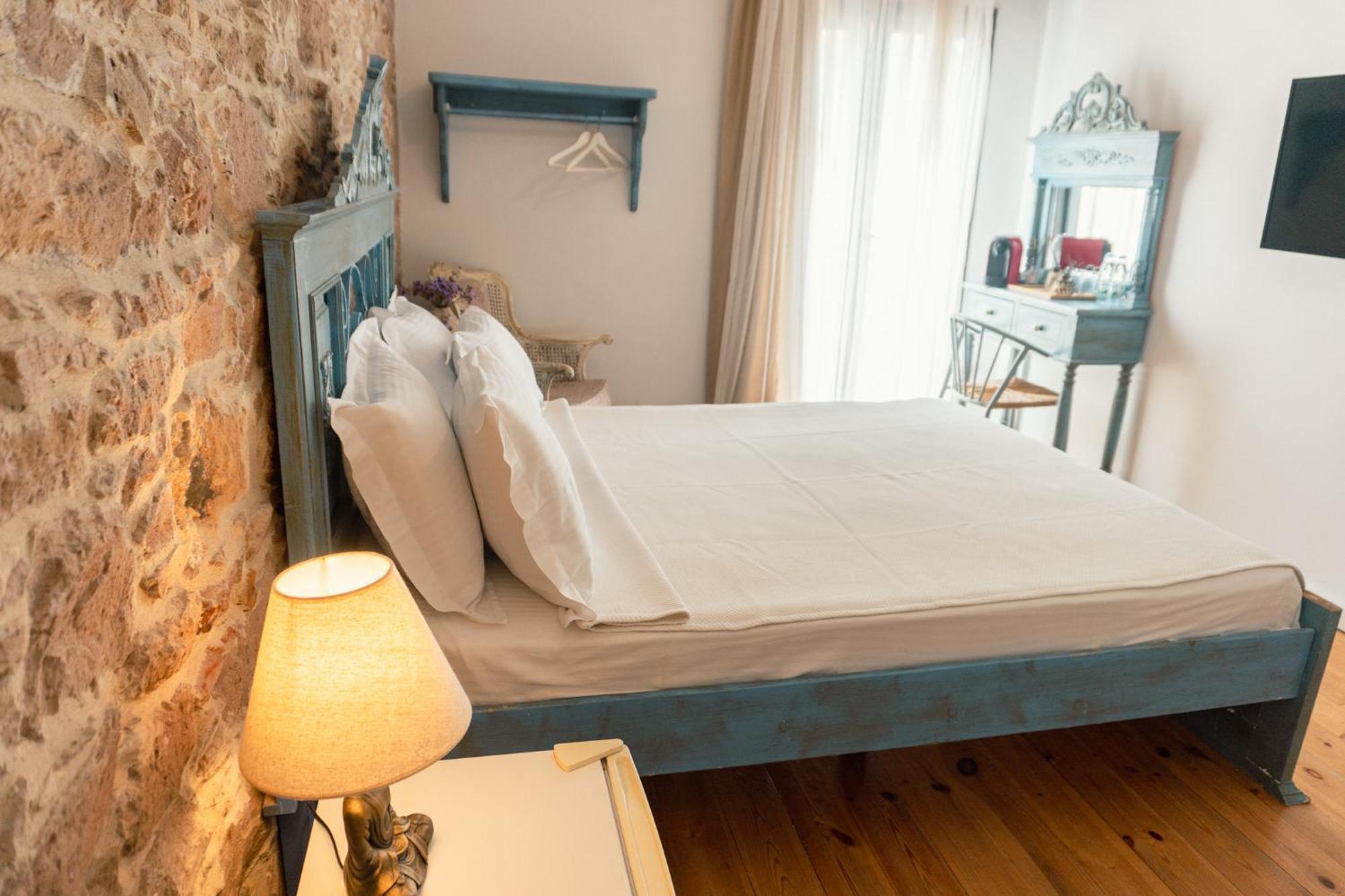 Cunda Mor Limon Otel Ayvalı Esterno foto